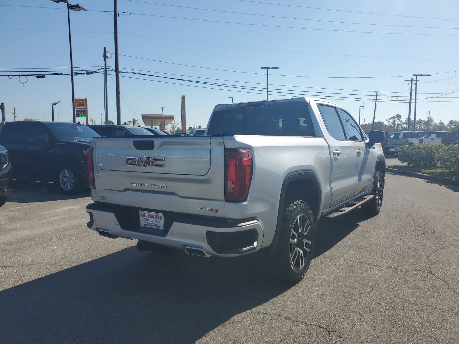 2022 GMC Sierra 1500 AT4 4WD Crew Cab 147 6