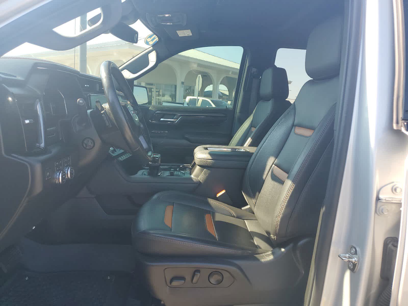 2022 GMC Sierra 1500 AT4 4WD Crew Cab 147 13