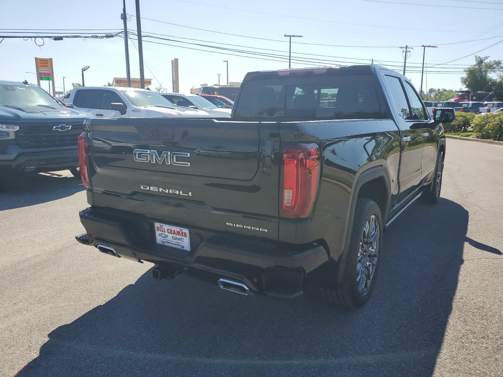 2023 GMC Sierra 1500 Denali Ultimate 4WD Crew Cab 147 6