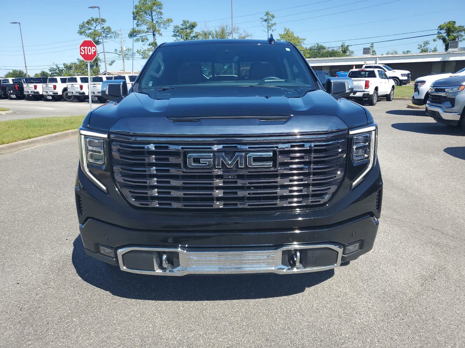 2023 GMC Sierra 1500 Denali Ultimate 4WD Crew Cab 147 9