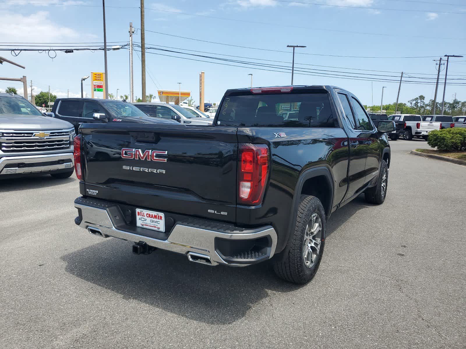 2024 GMC Sierra 1500 SLE 4WD Double Cab 147 3