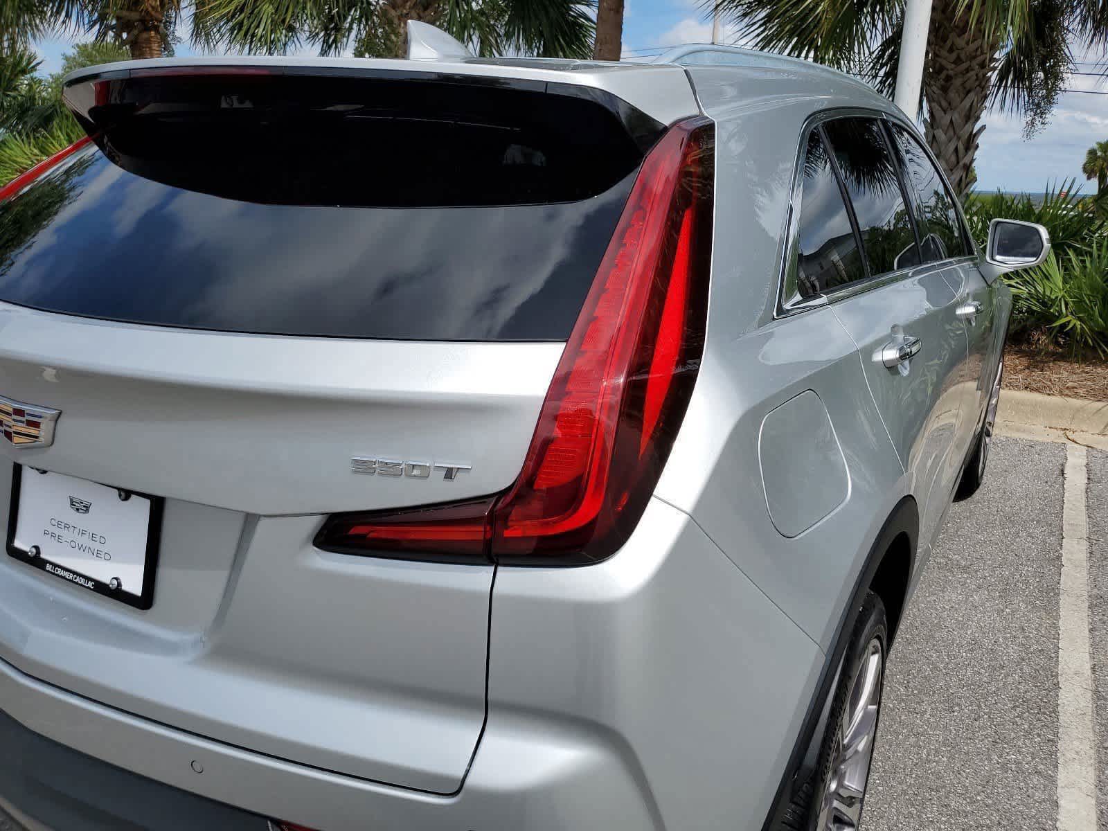 2021 Cadillac XT4 FWD Premium Luxury 11