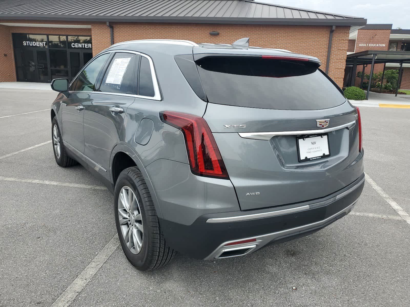 2022 Cadillac XT5 AWD Premium Luxury 3