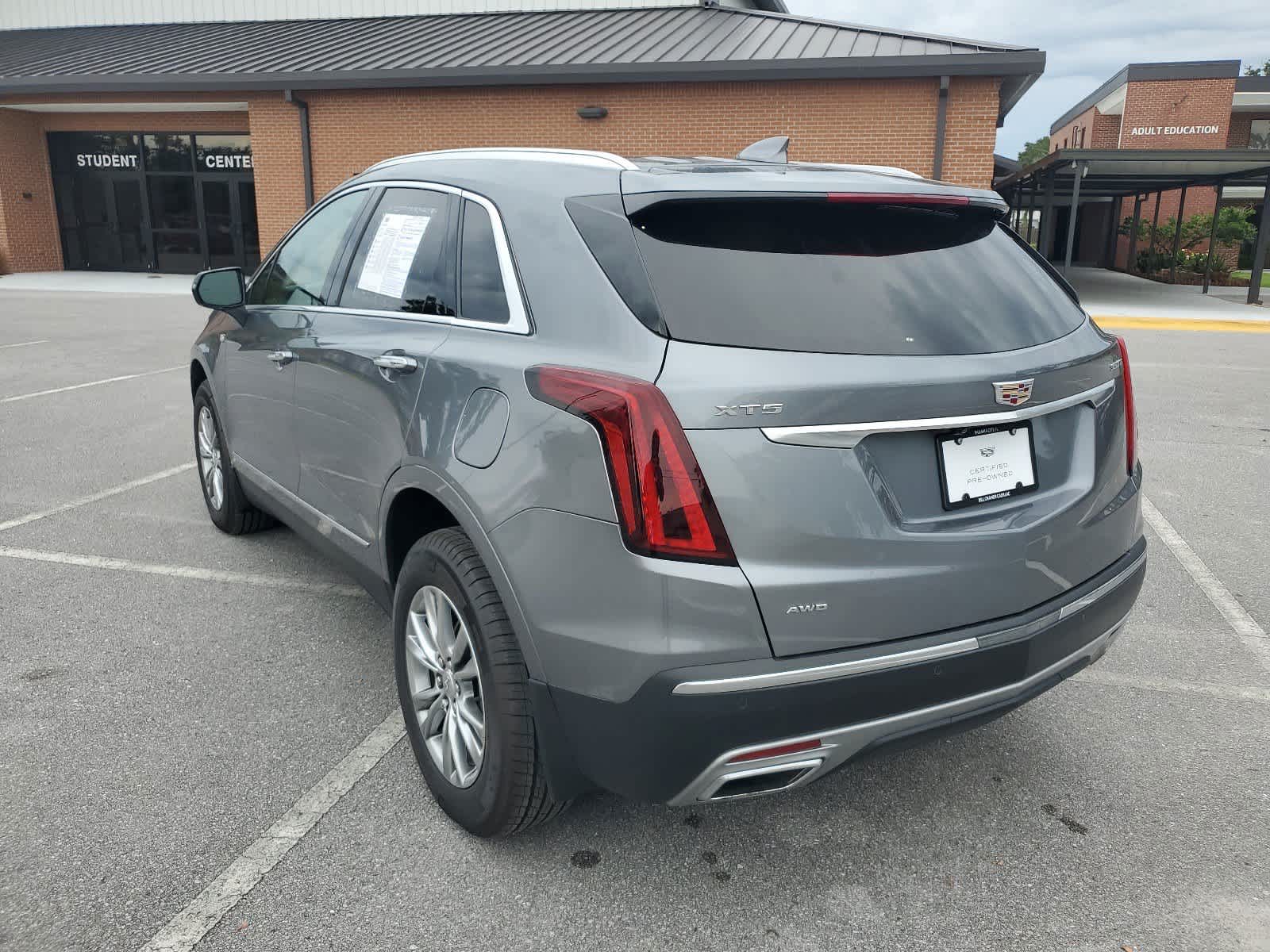 2022 Cadillac XT5 AWD Premium Luxury 3