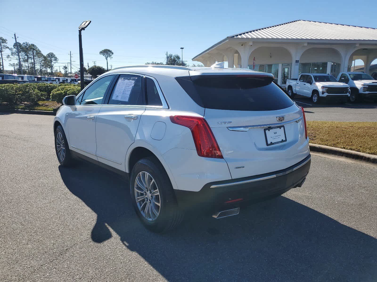 2018 Cadillac XT5 Luxury AWD 3