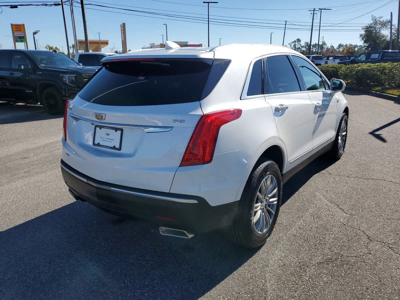 2018 Cadillac XT5 Luxury AWD 6