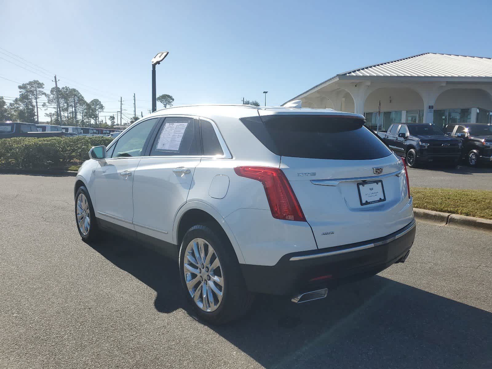 2019 Cadillac XT5 Luxury AWD 3