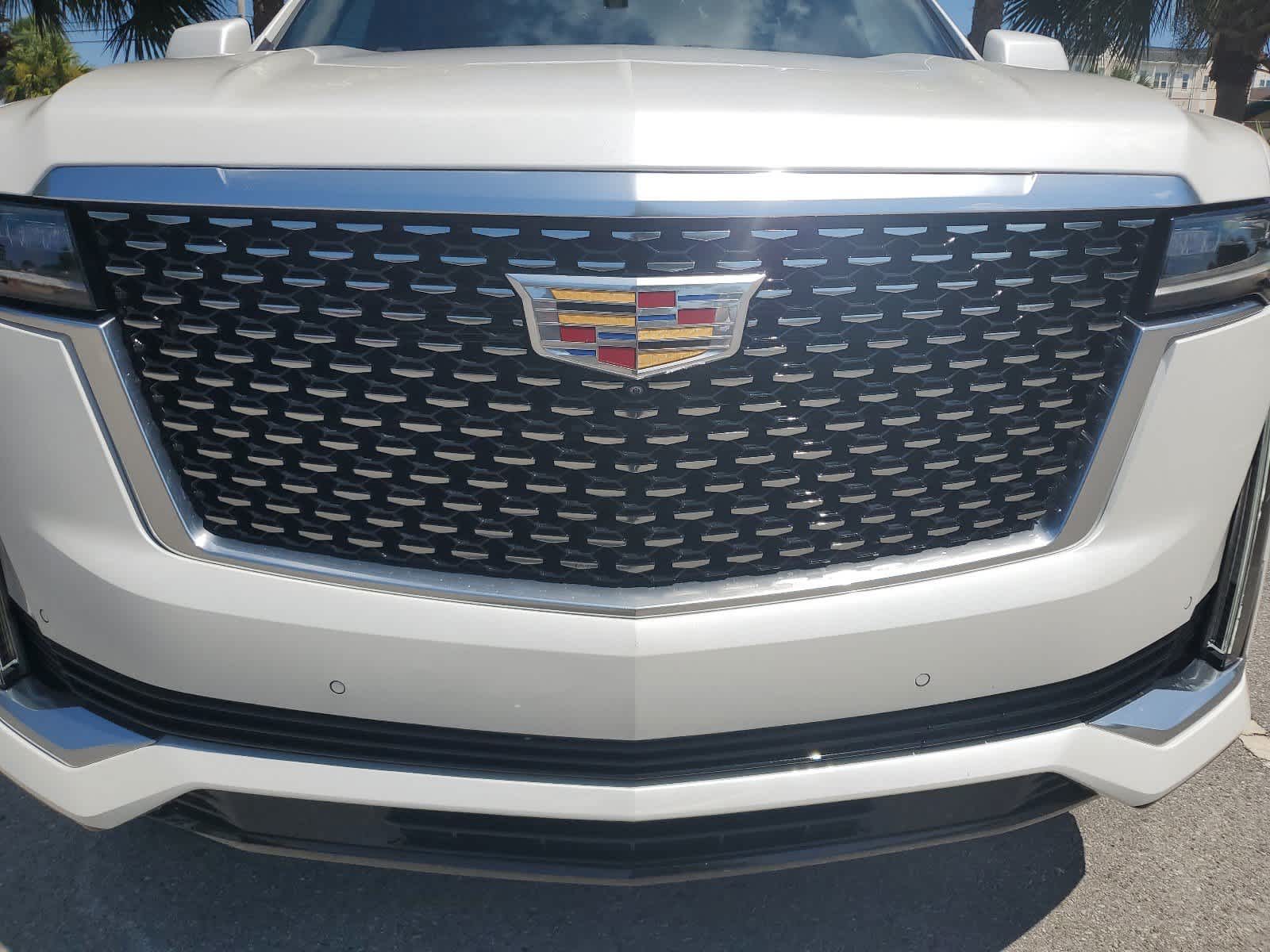 2023 Cadillac Escalade 4WD Premium Luxury 9