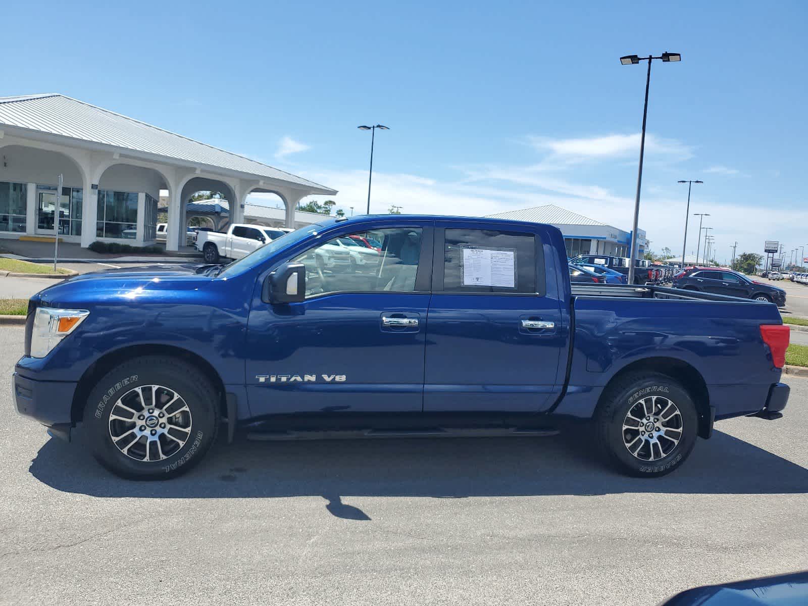 2020 Nissan Titan SV 4x2 Crew Cab 2