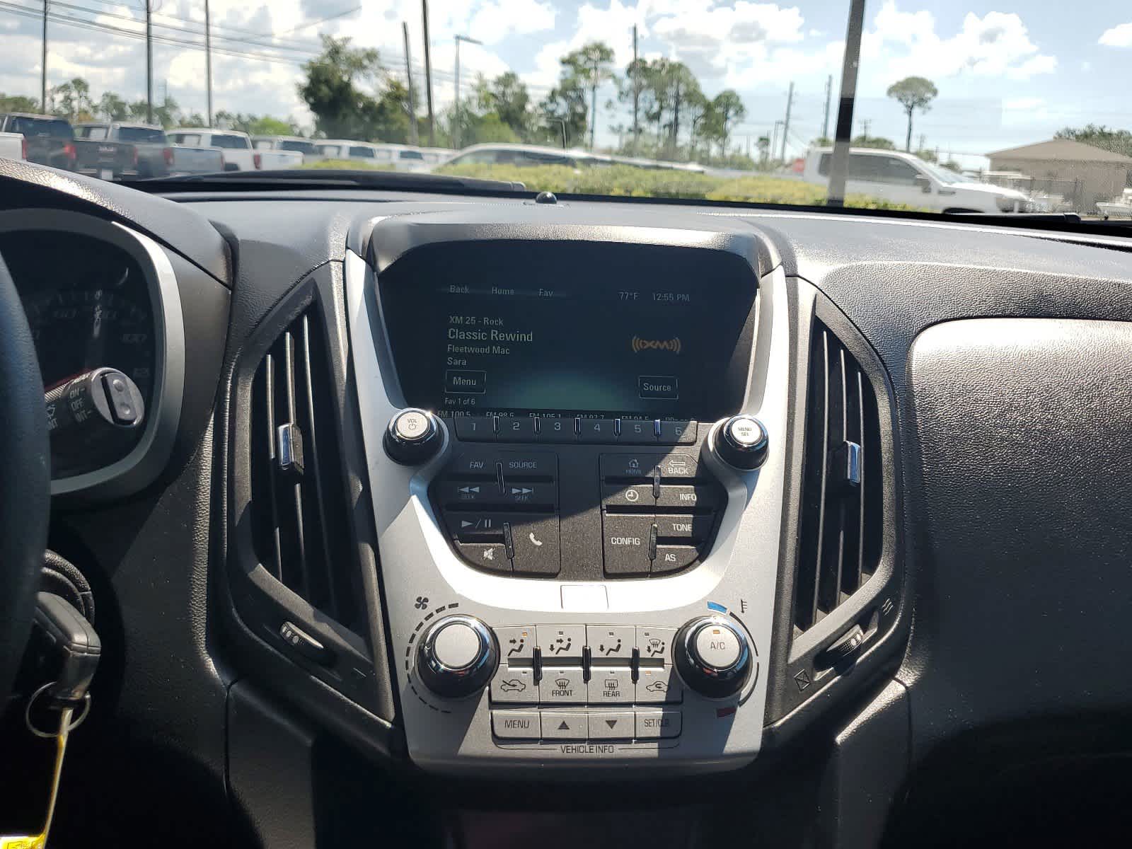 2016 Chevrolet Equinox LS 12