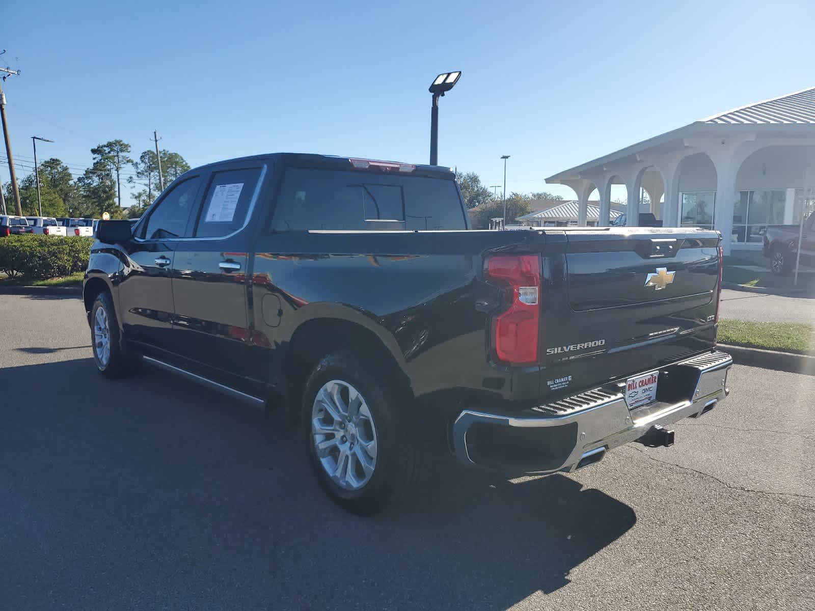 2022 Chevrolet Silverado 1500 LTZ 4WD Crew Cab 147 3