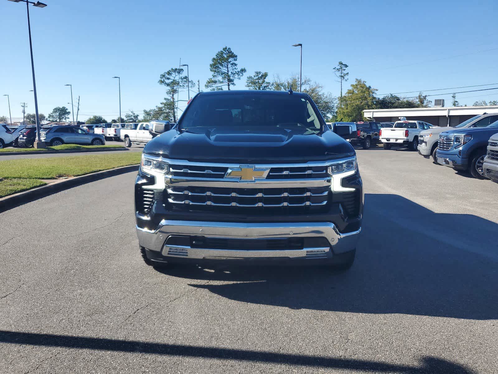 2022 Chevrolet Silverado 1500 LTZ 4WD Crew Cab 147 9