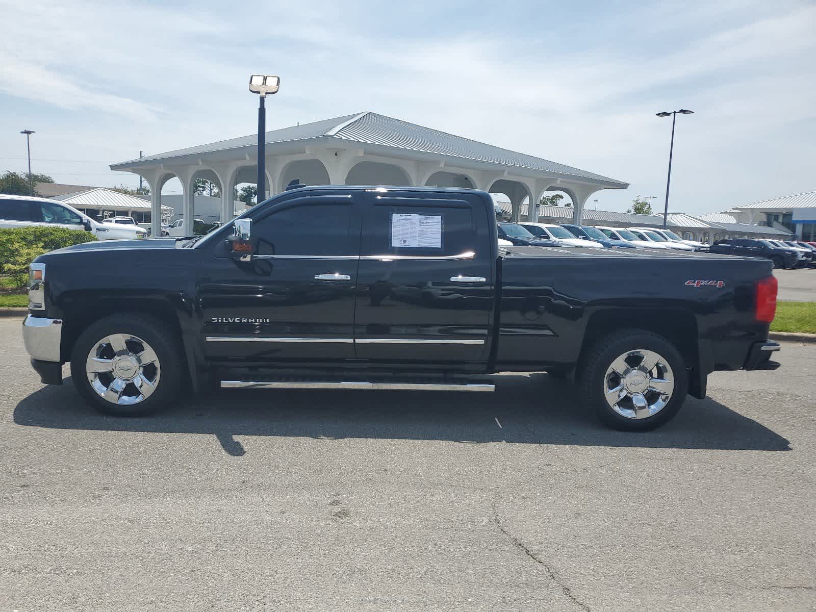 2016 Chevrolet Silverado 1500 LTZ 4WD Crew Cab 153.0 2