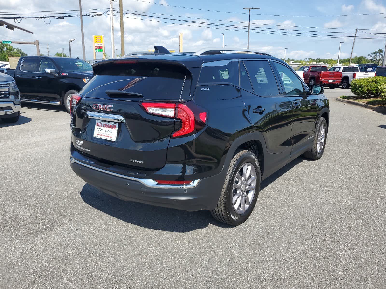 2024 GMC Terrain SLT 3