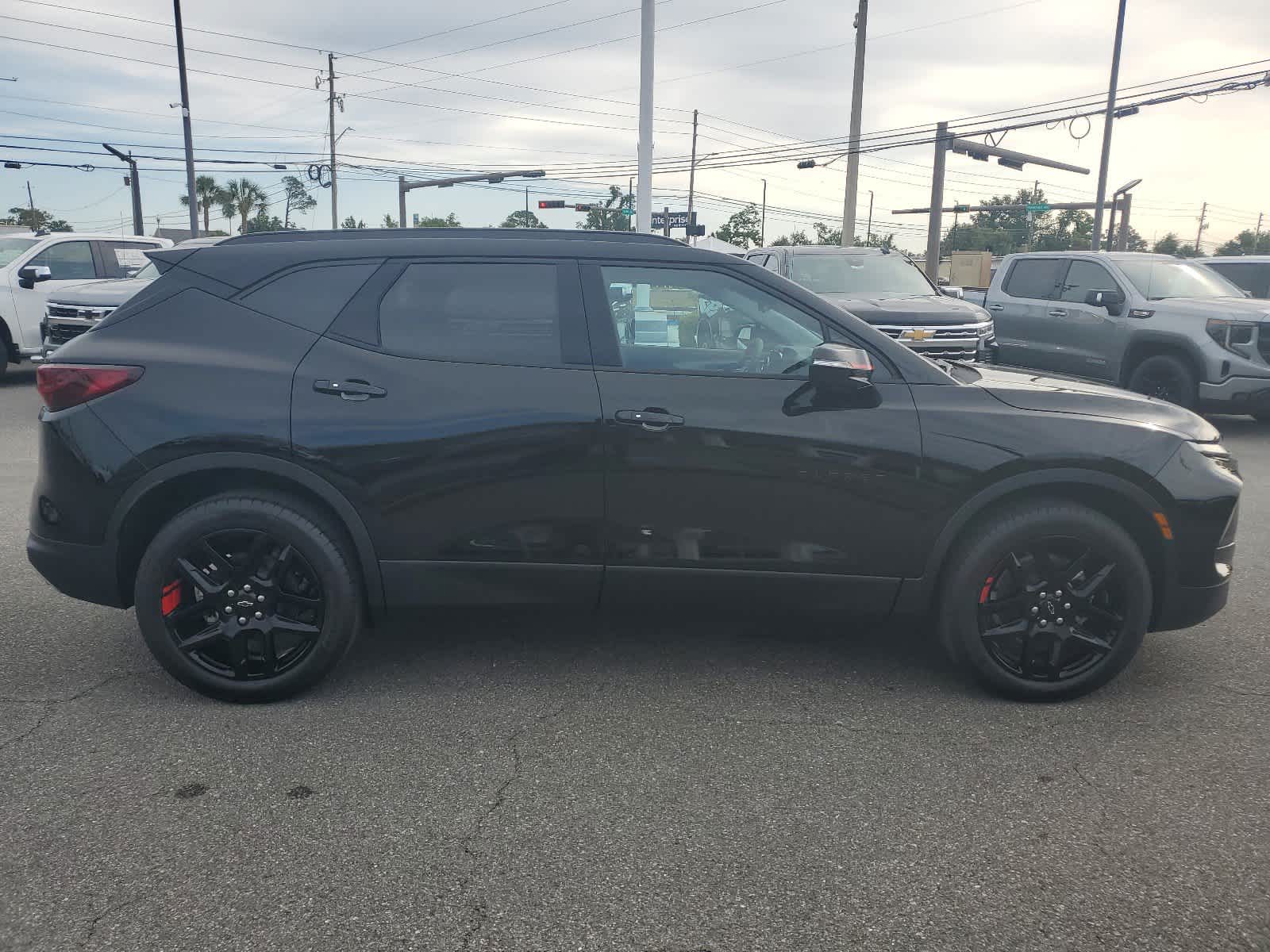 2024 Chevrolet Blazer LT 2