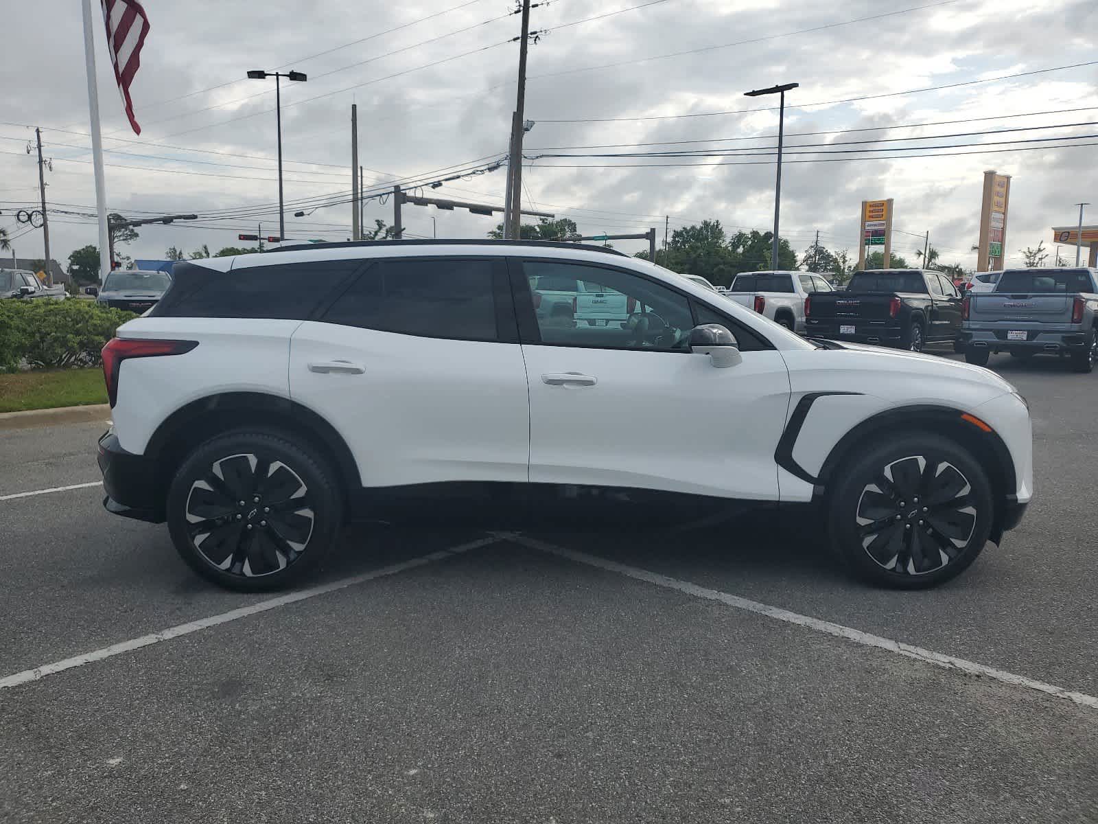 2024 Chevrolet Blazer EV eAWD RS 2