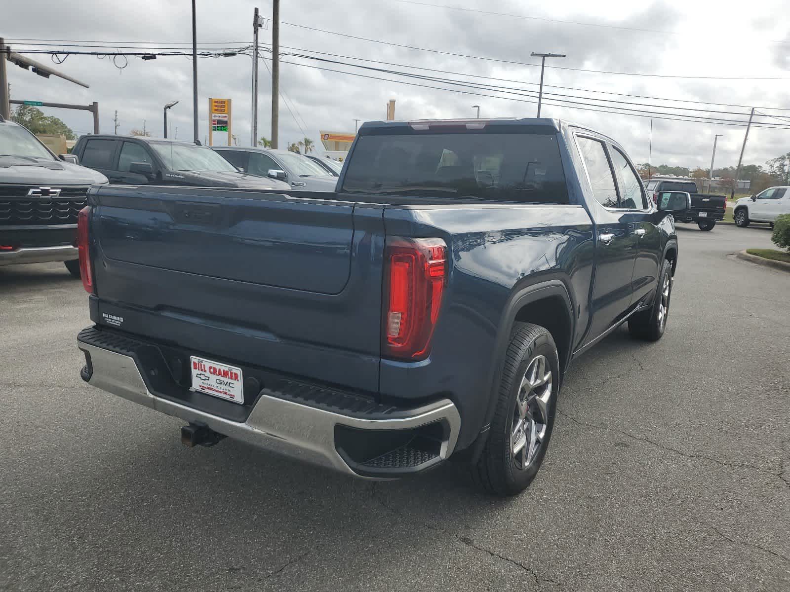 2022 GMC Sierra 1500 SLT 2WD Crew Cab 147 6