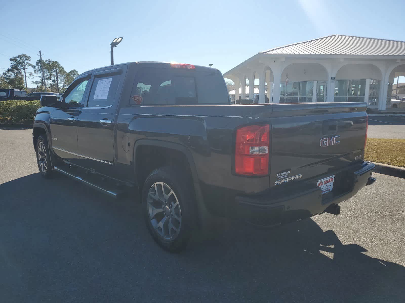 2015 GMC Sierra 1500 SLT 4WD Crew Cab 143.5 3