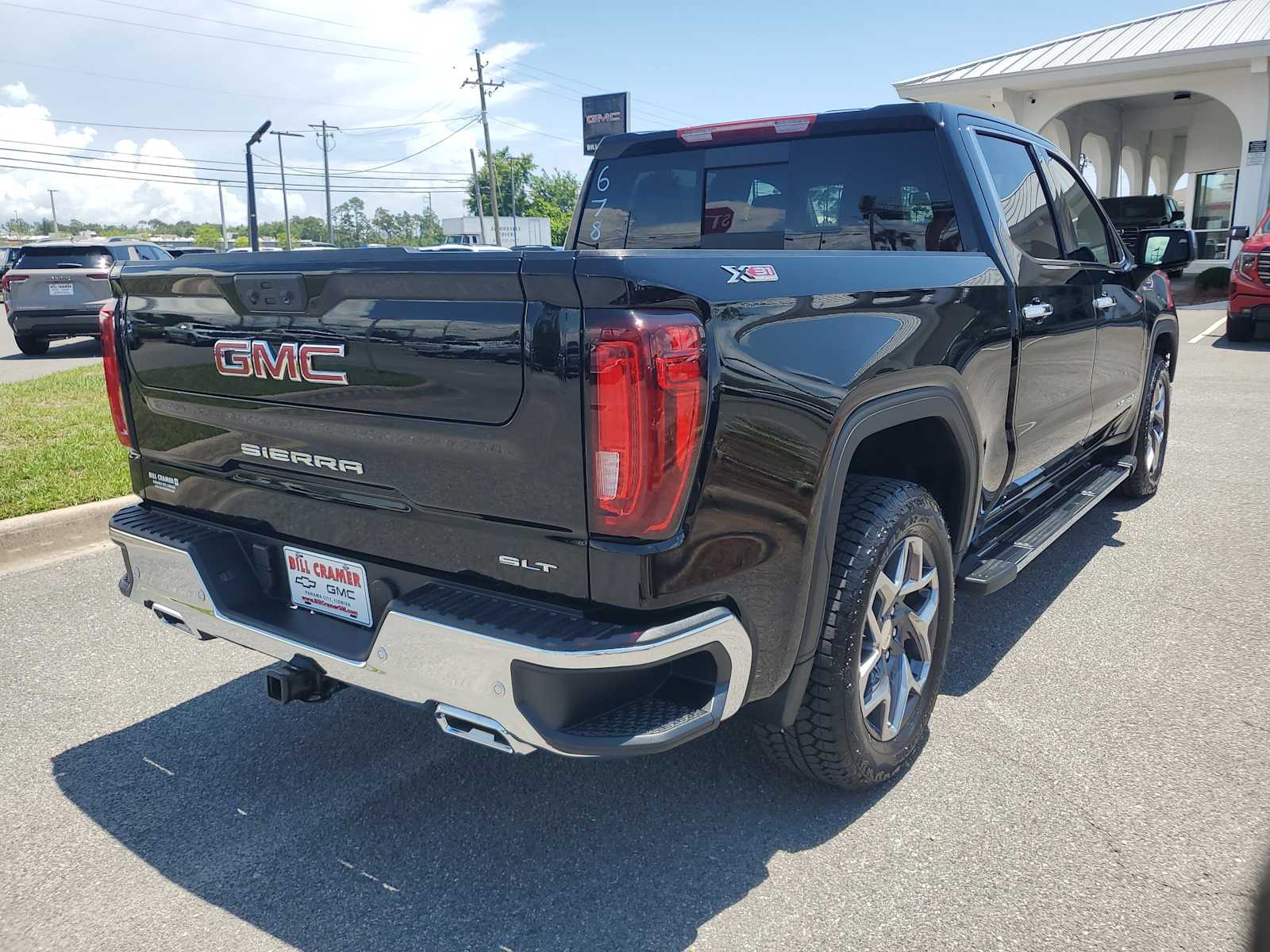 View vehicle photo 6