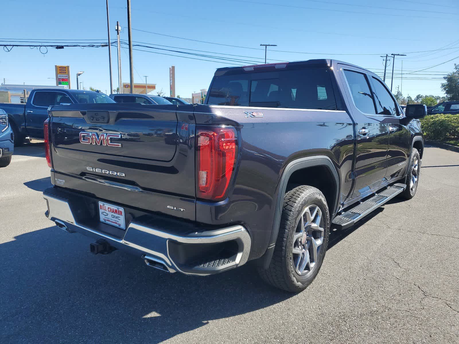 2022 GMC Sierra 1500 SLT 4WD Crew Cab 147 6