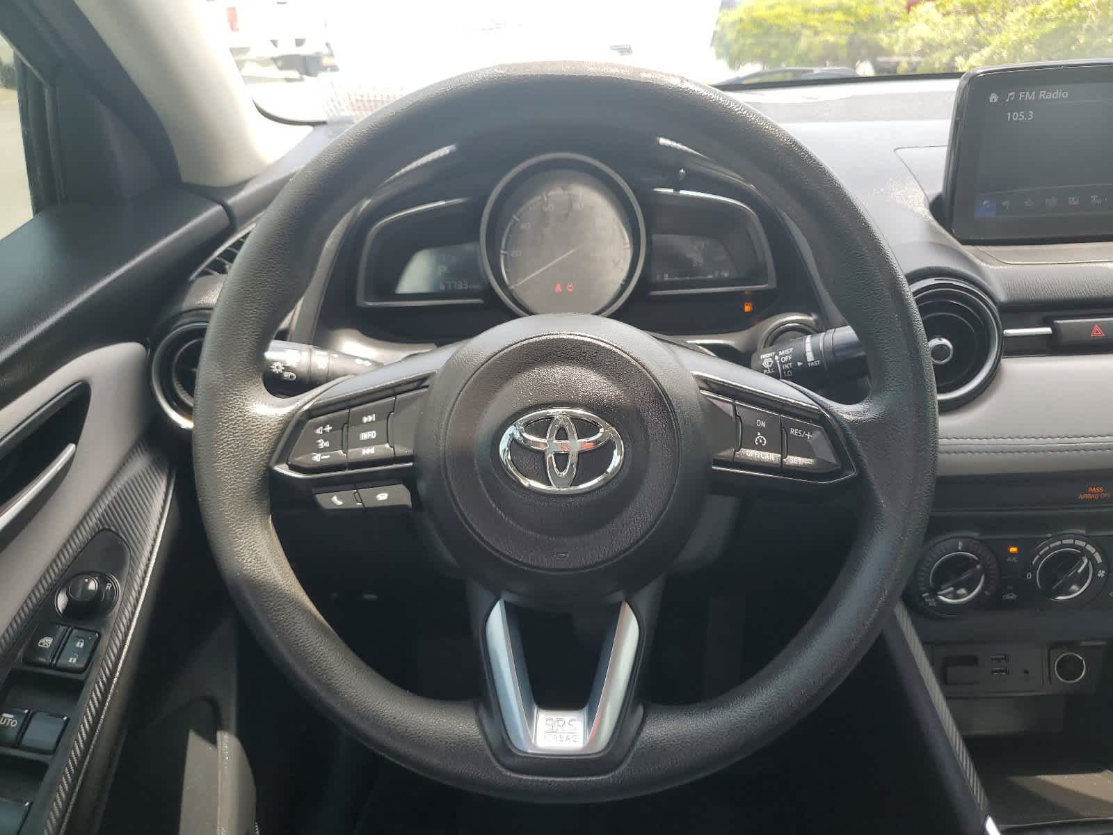 2019 Toyota Yaris LE 11