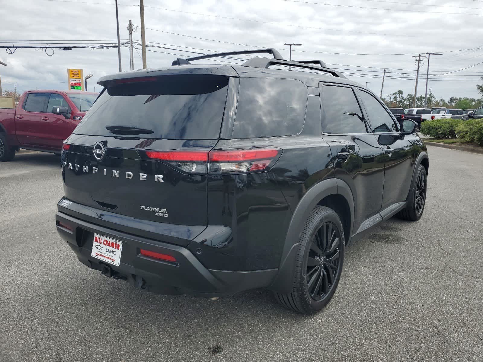 2023 Nissan Pathfinder Platinum 6