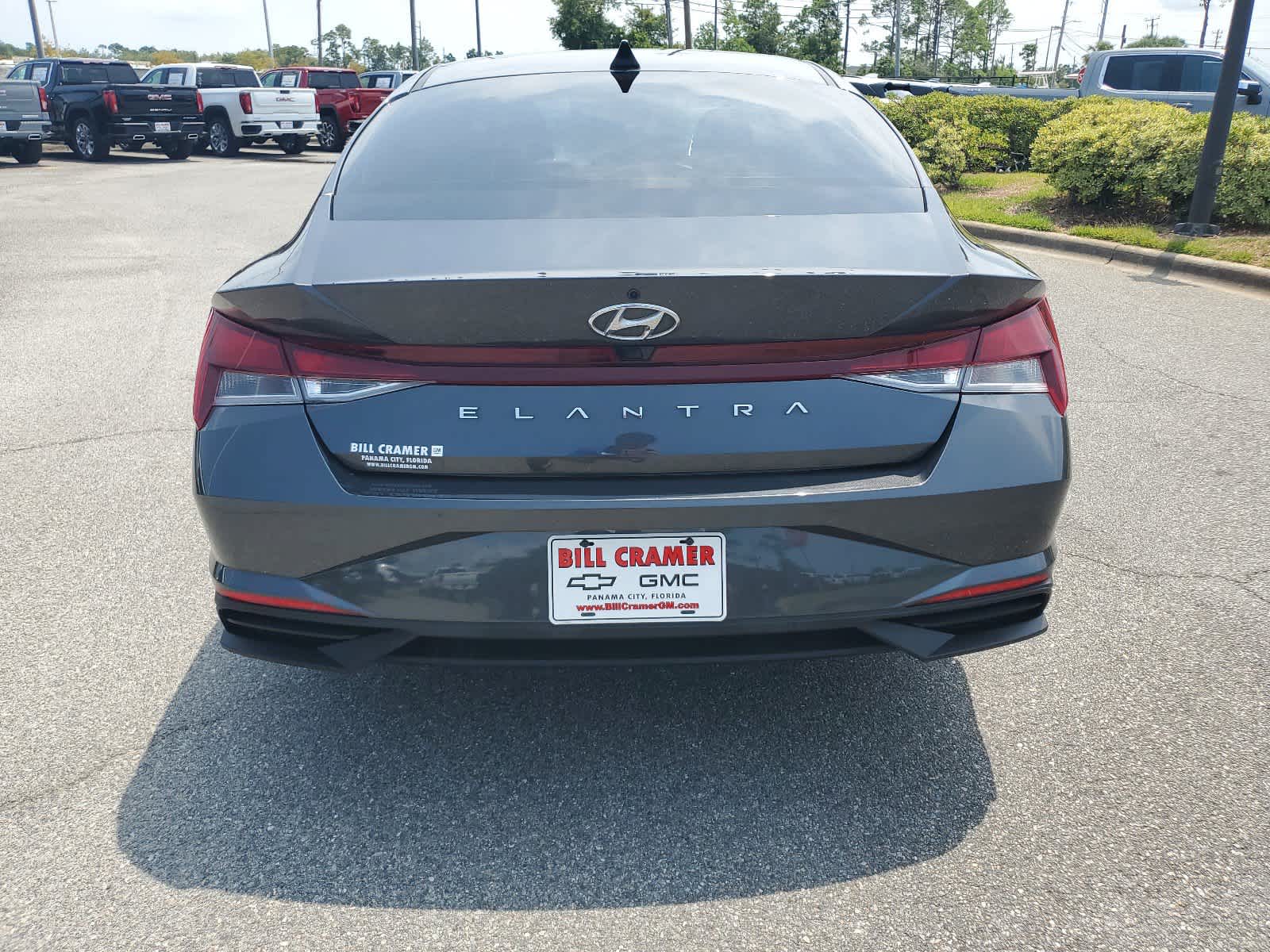 2023 Hyundai Elantra SEL 4