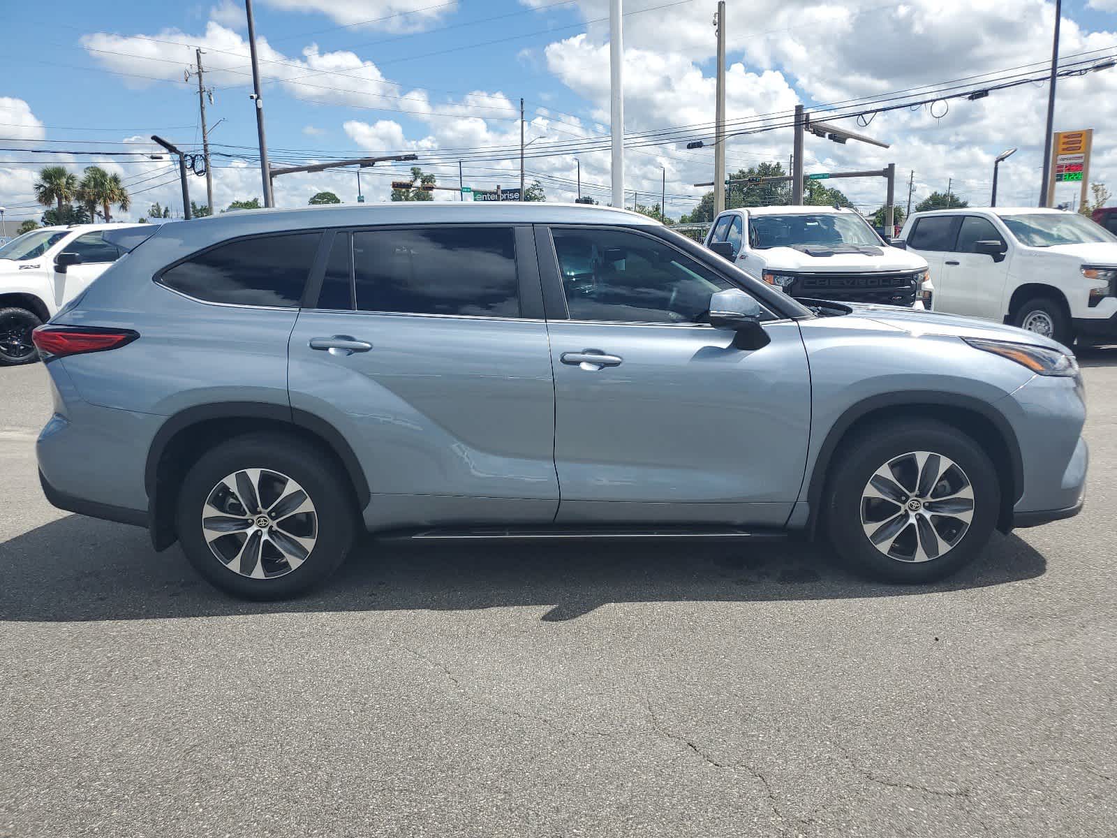 2023 Toyota Highlander XLE 7