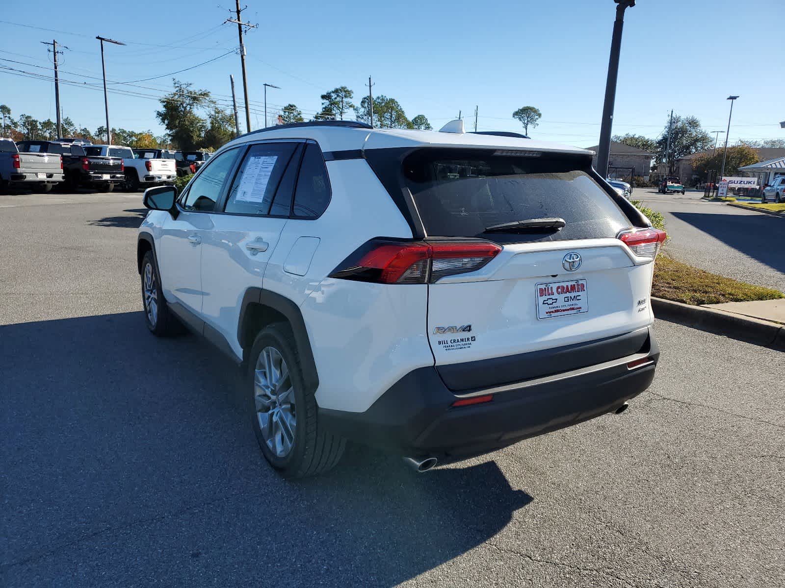 2020 Toyota RAV4 XLE Premium 3