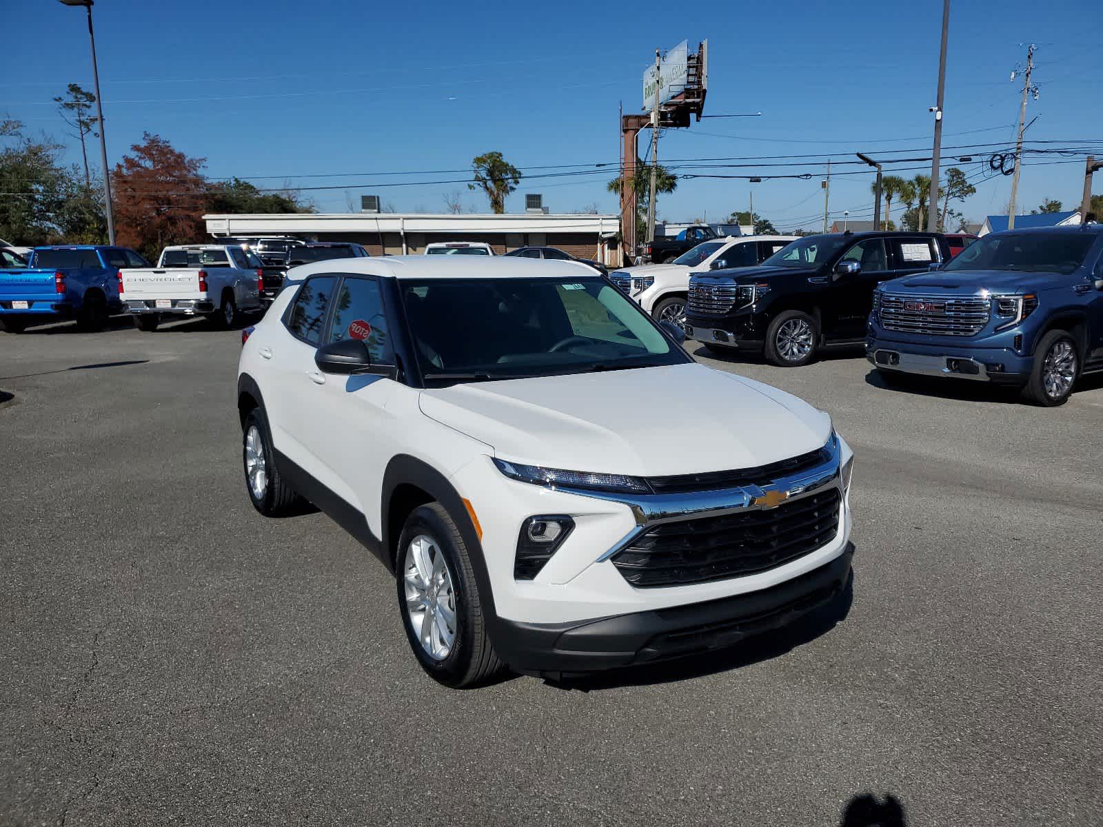 2025 Chevrolet TrailBlazer LS 1