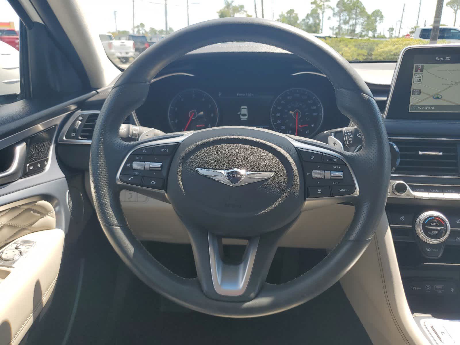 2020 Genesis G70 2.0T 11