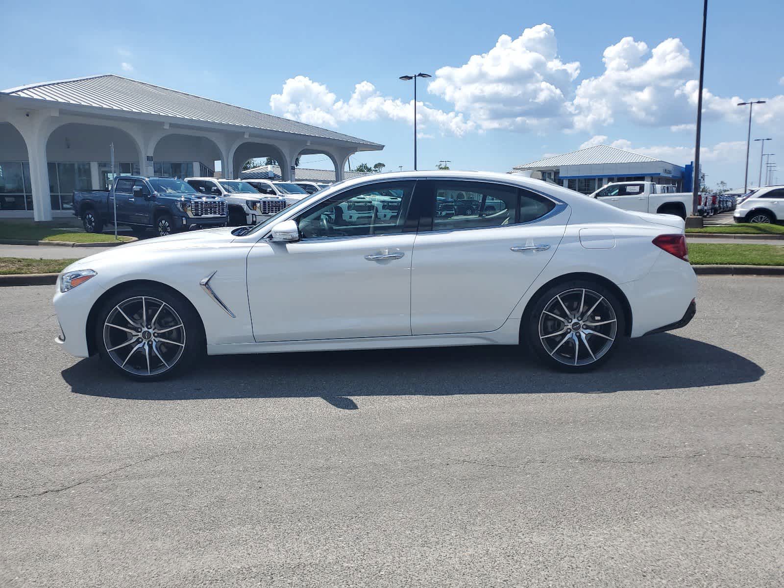 2020 Genesis G70 2.0T 2