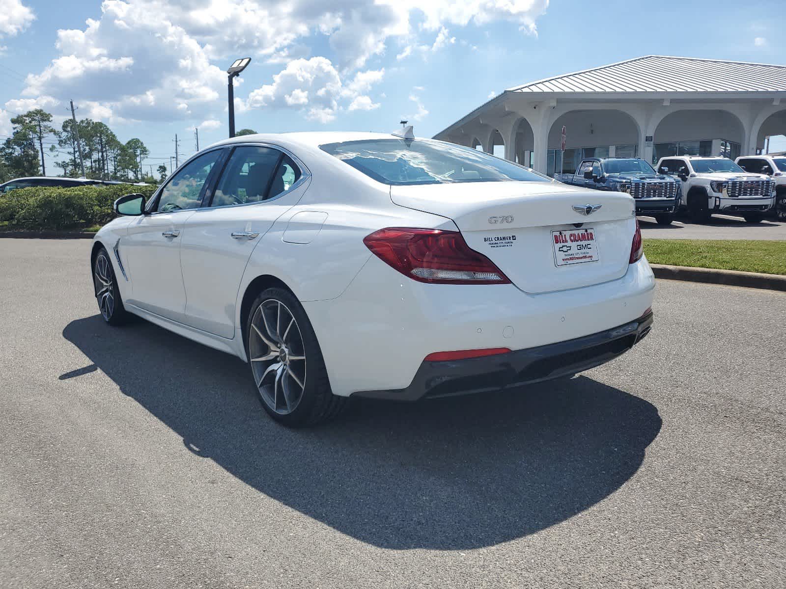 2020 Genesis G70 2.0T 3