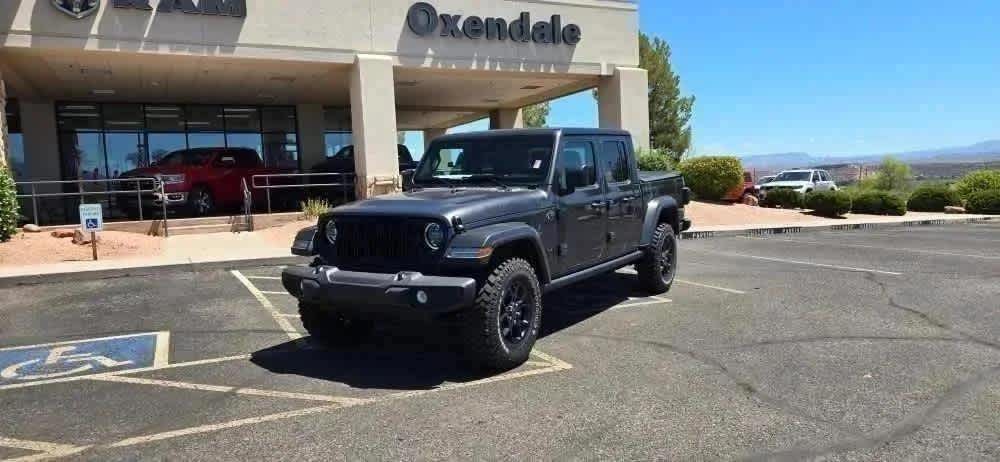 2024 Jeep Gladiator Willys 