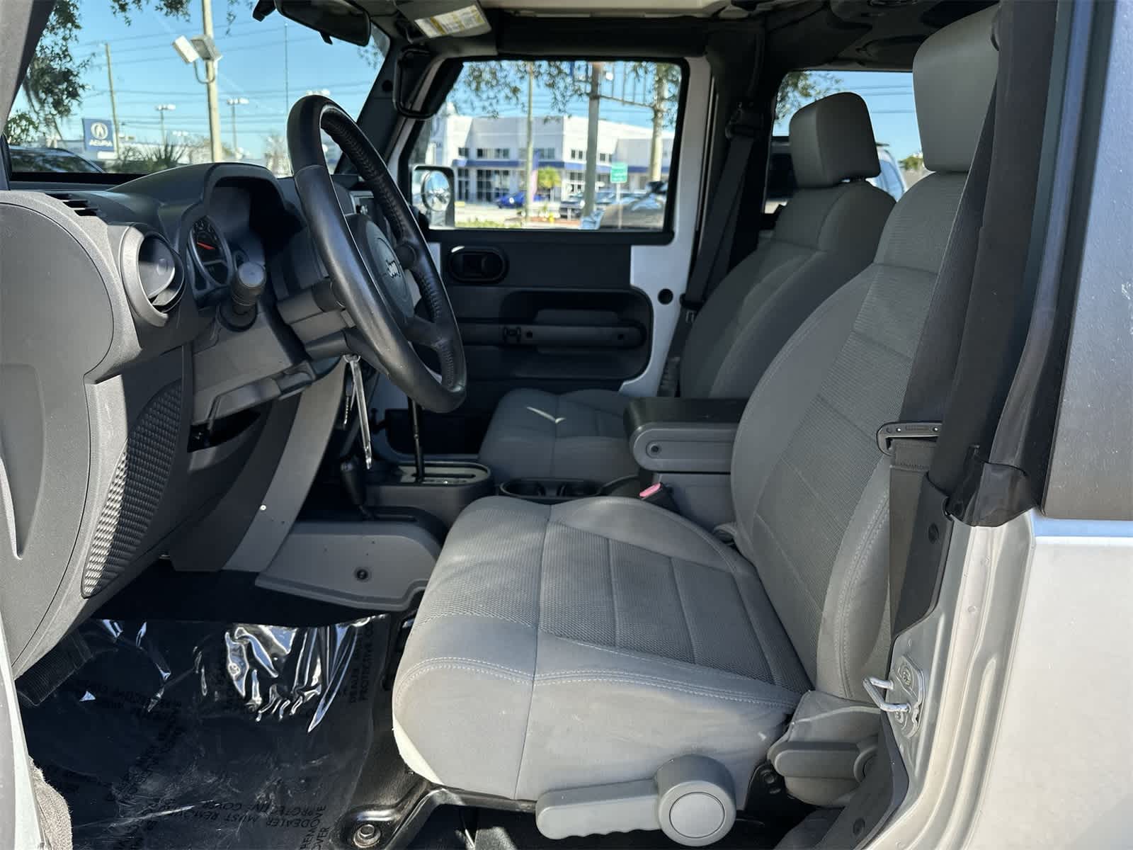 2007 Jeep Wrangler Unlimited Sahara photo 4