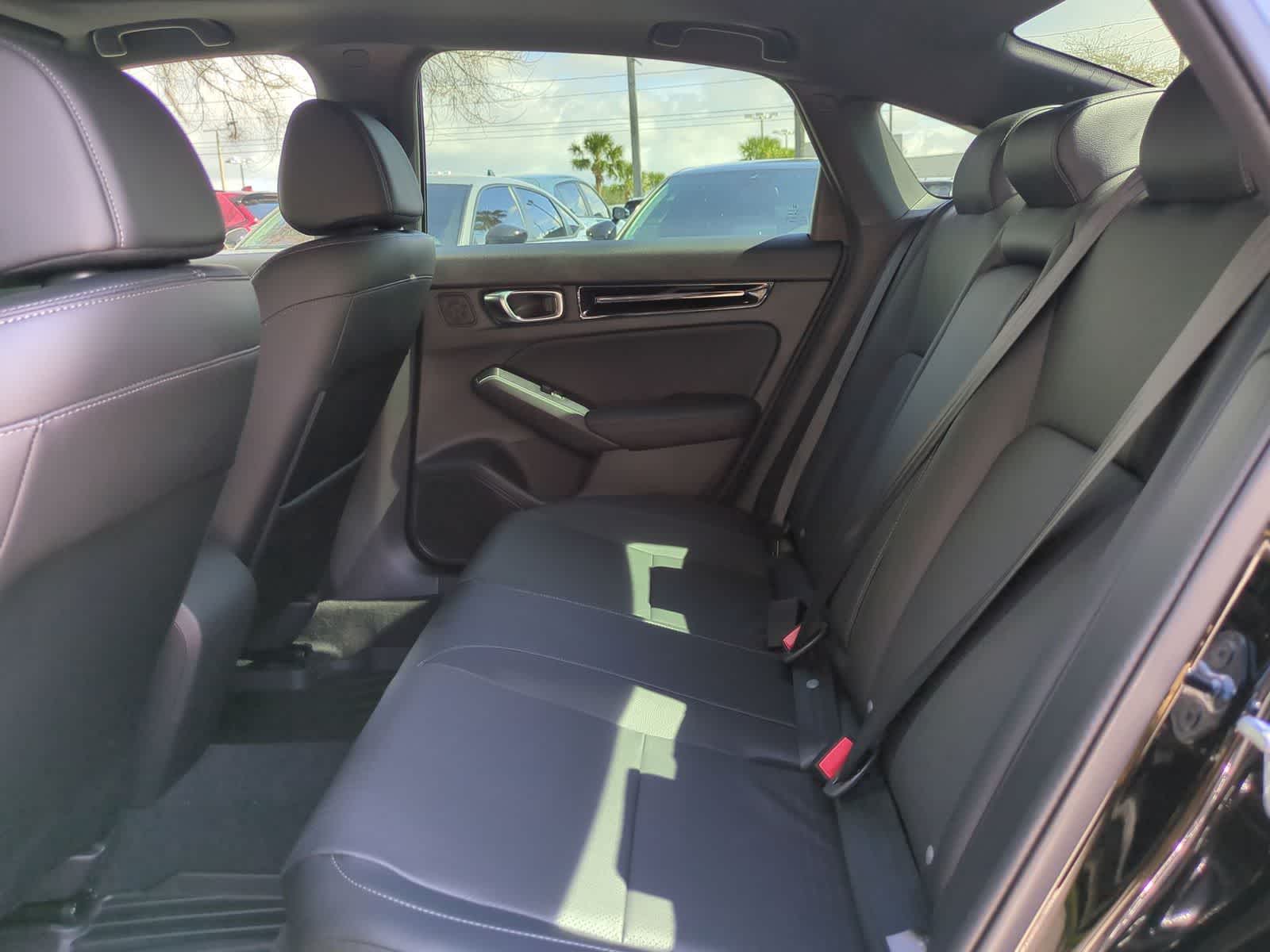 2025 Honda Civic Sport Touring - Photo 13