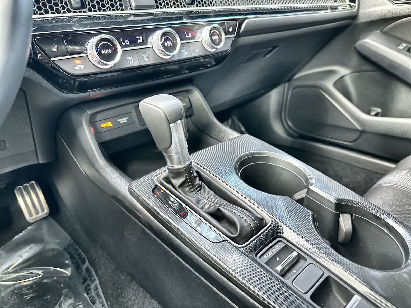 2025 Honda Civic Sport - Photo 16