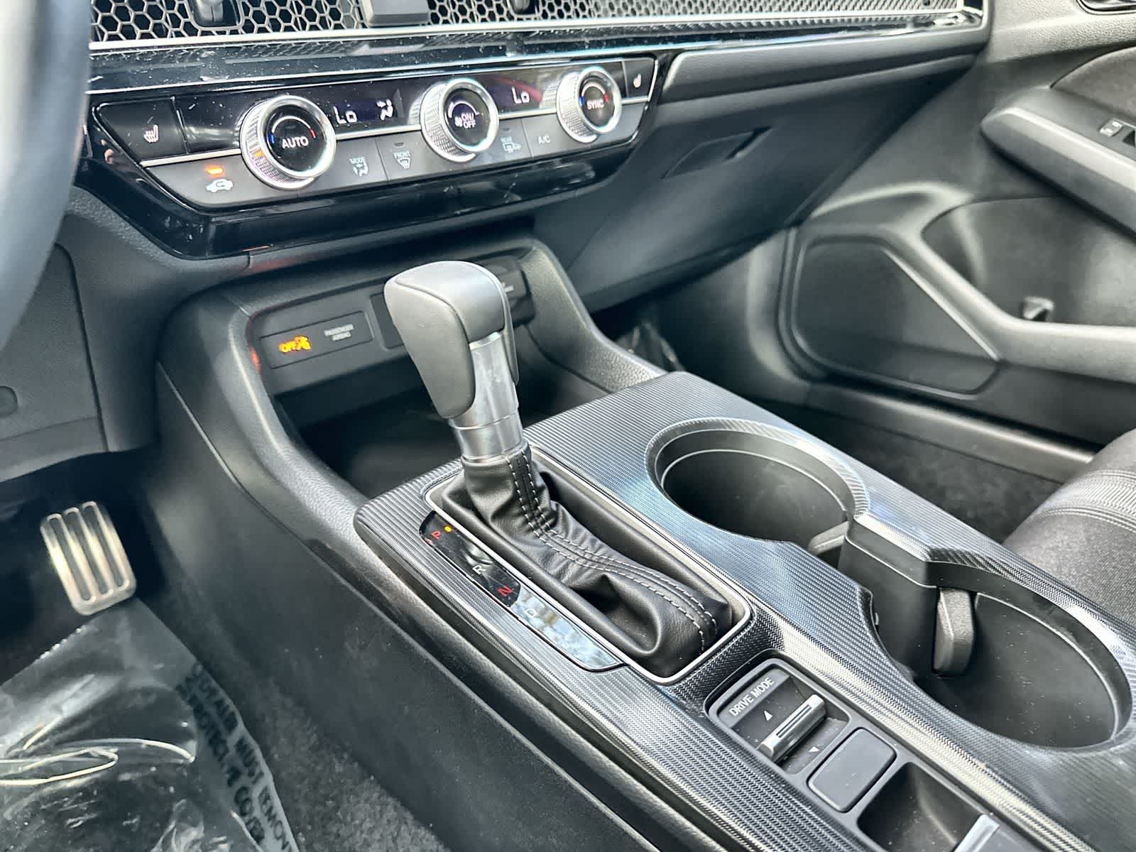 2025 Honda Civic Sport - Photo 16