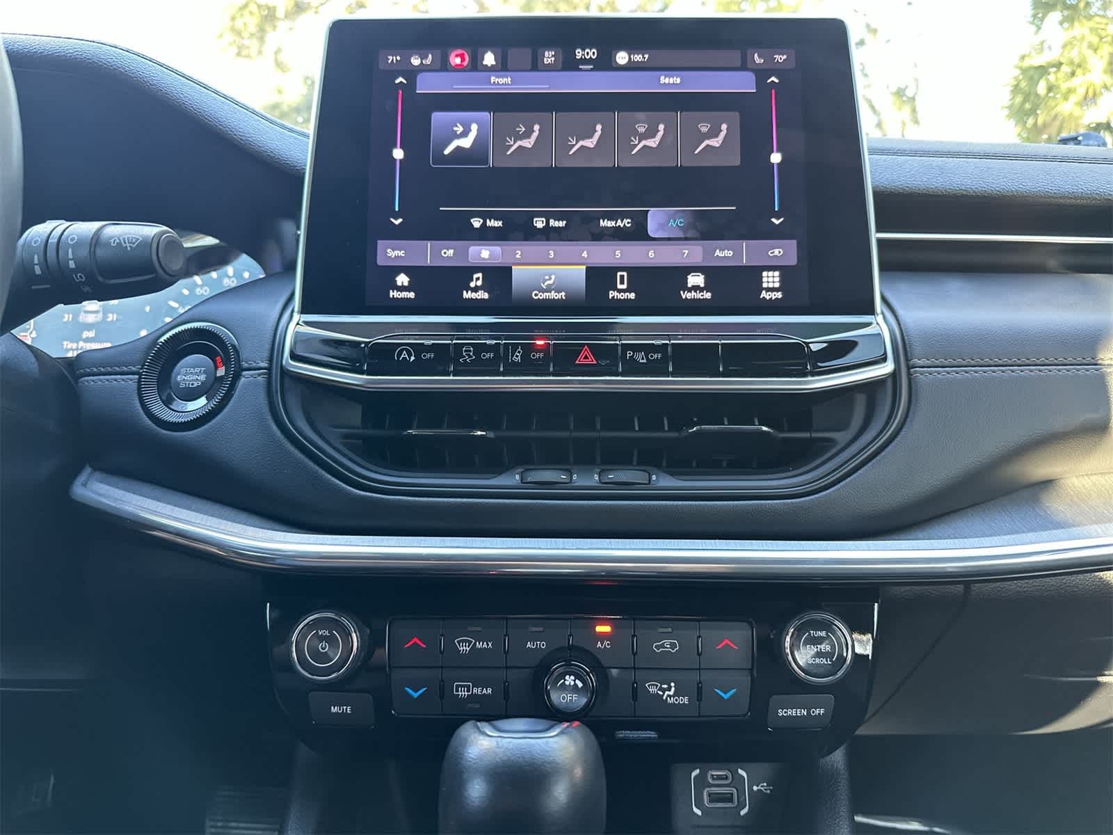 2023 Jeep Compass Limited photo 2