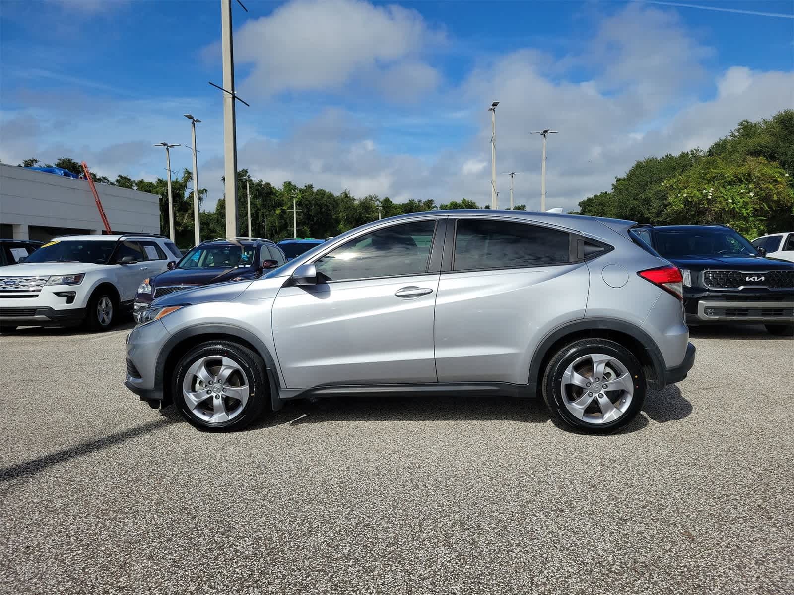 Used 2022 Honda HR-V LX with VIN 3CZRU5H36NM716648 for sale in Tampa, FL