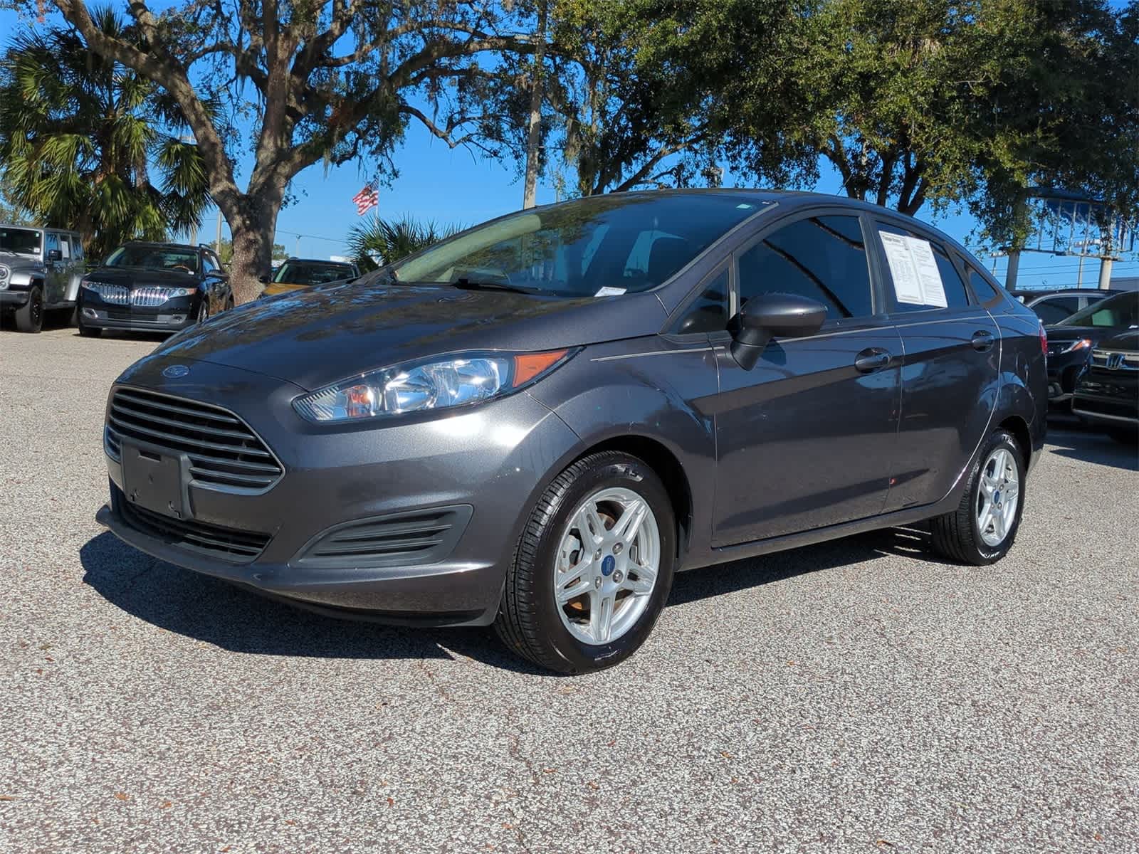 Used 2018 Ford Fiesta SE with VIN 3FADP4BJ1JM145157 for sale in Tampa, FL