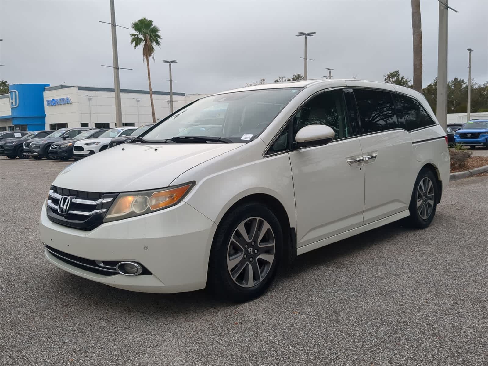 Used 2016 Honda Odyssey Touring Elite with VIN 5FNRL5H98GB007529 for sale in Tampa, FL