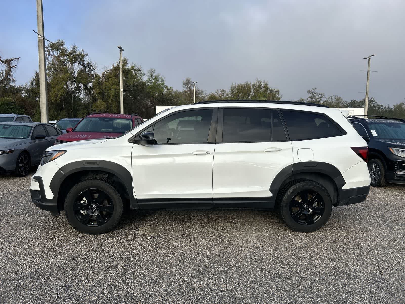 Used Platinum White Pearl 2022 Honda Pilot TrailSport for Sale in