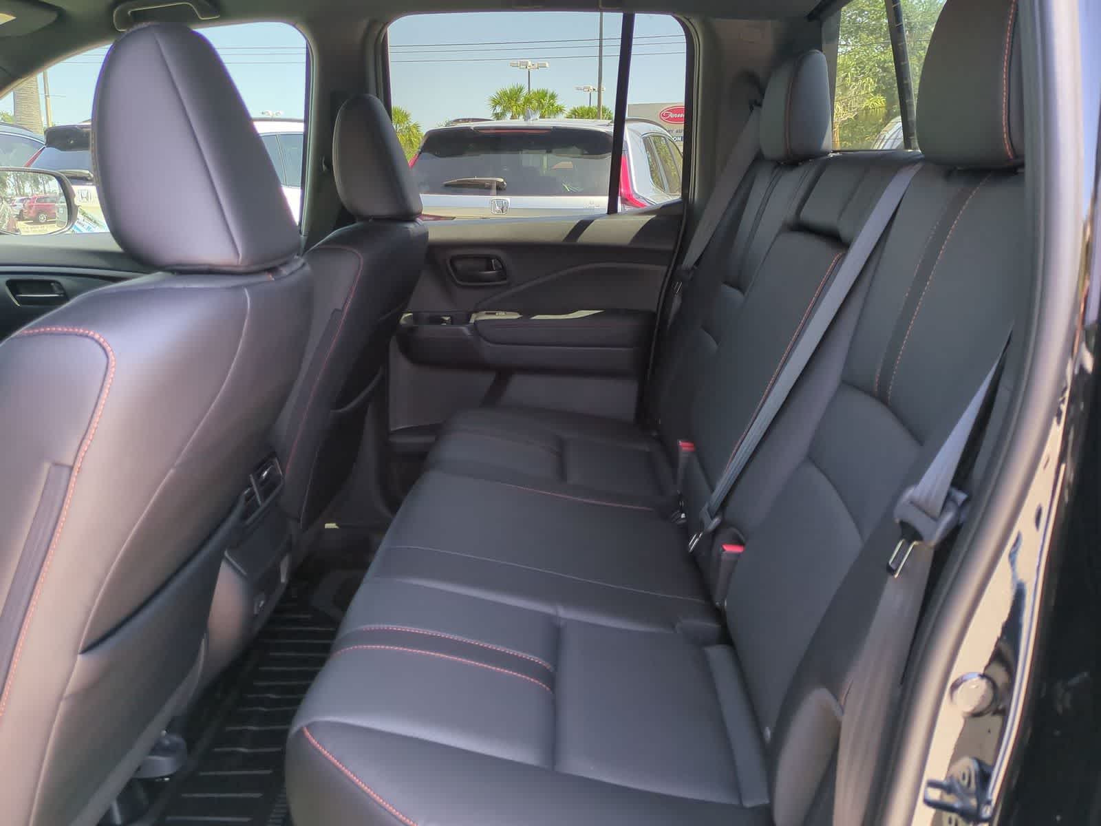 2025 Honda Ridgeline TrailSport - Photo 13