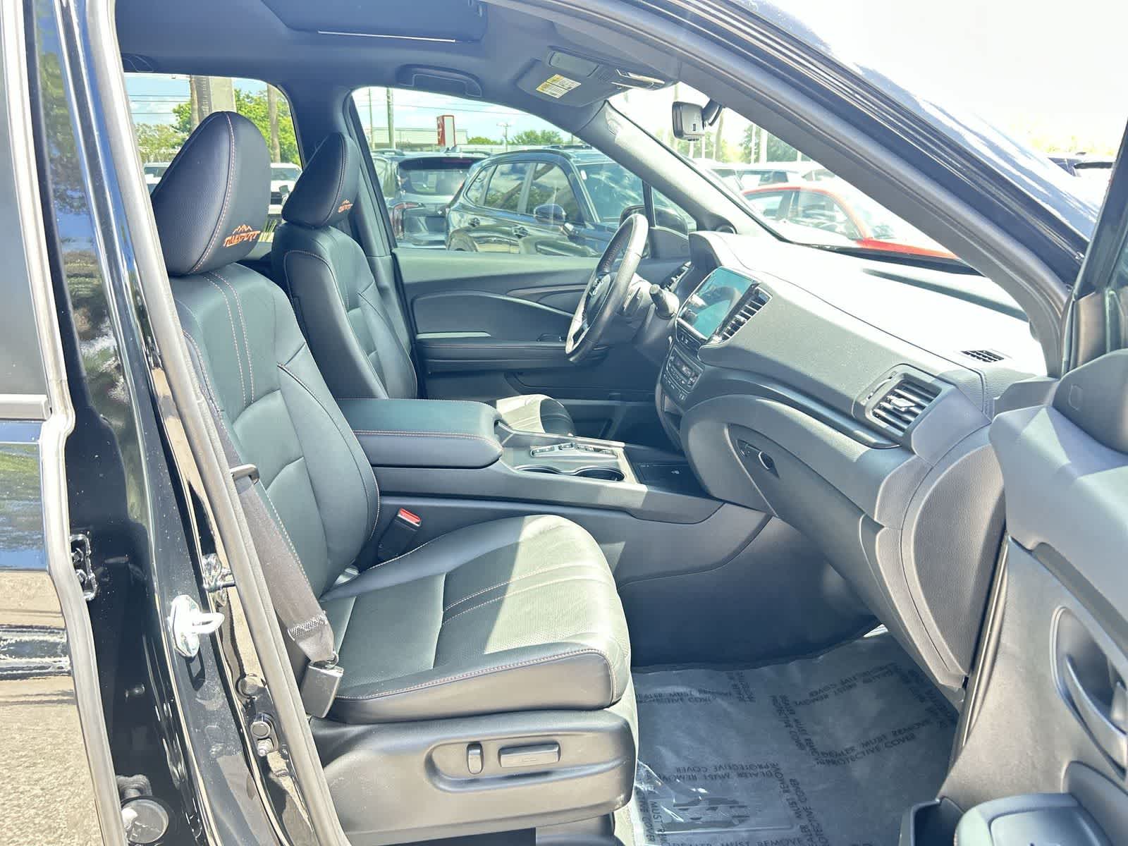 2025 Honda Ridgeline TrailSport - Photo 14