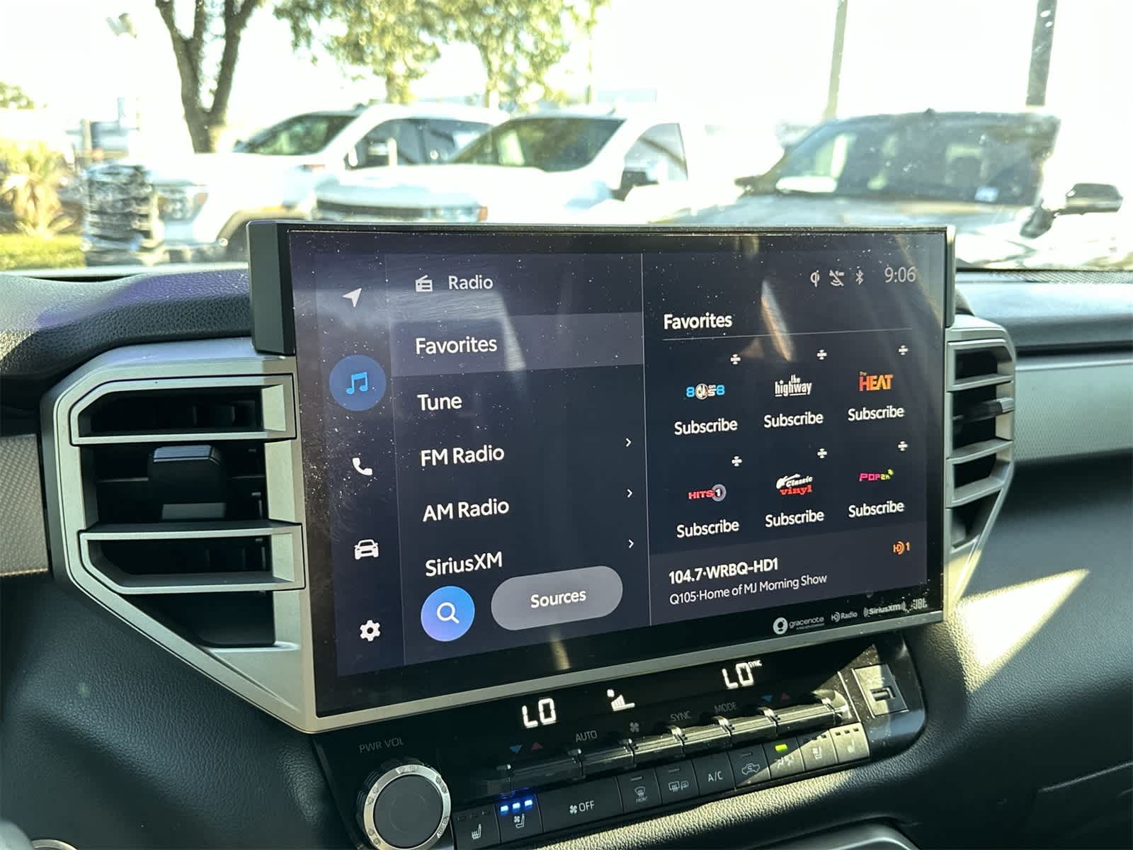 2024 Toyota Tundra Limited photo 4