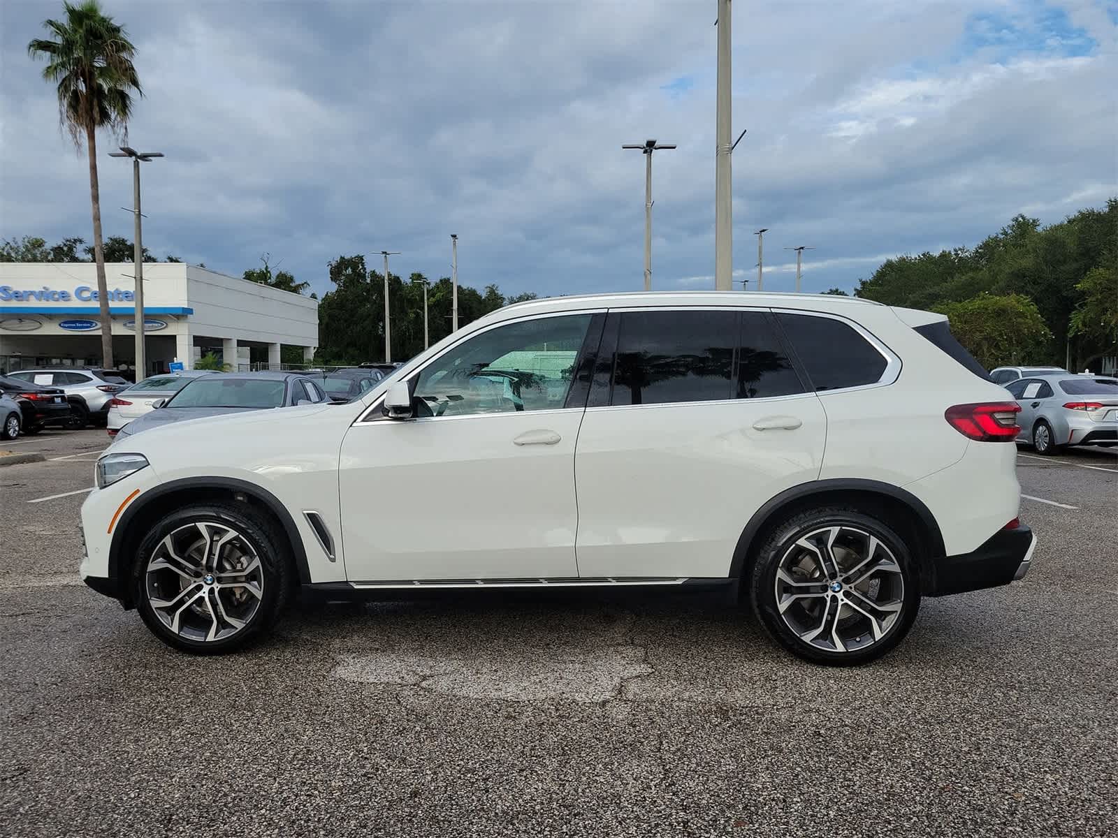 Used 2022 BMW X5 40i with VIN 5UXCR4C08N9M72227 for sale in Tampa, FL