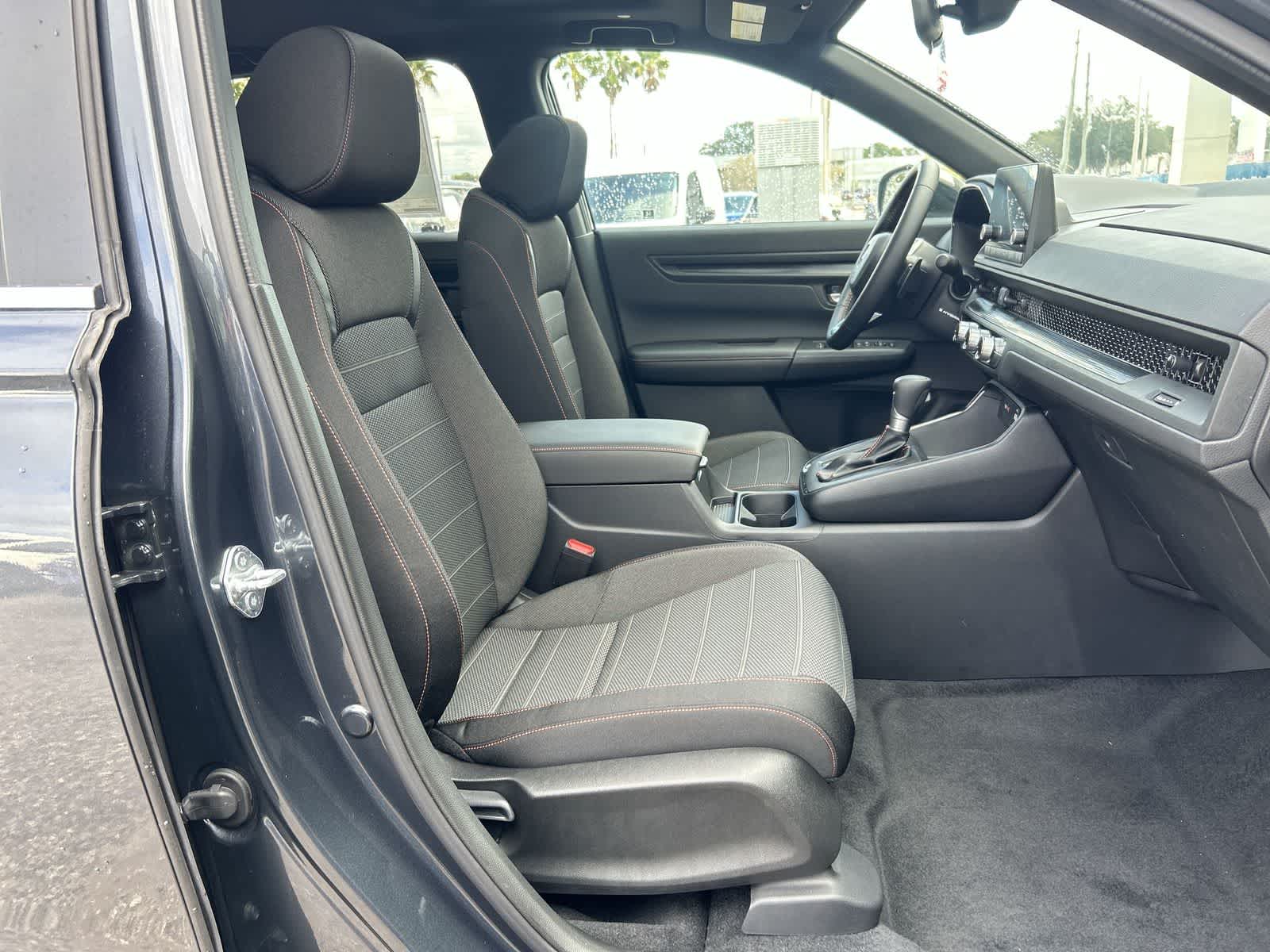 2025 Honda CR-V Sport - Photo 14