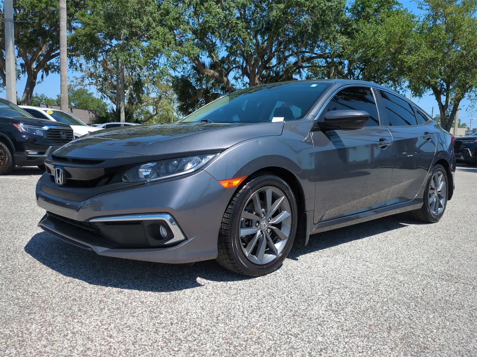 Used 2019 Honda Civic EX with VIN JHMFC1F3XKX003165 for sale in Tampa, FL