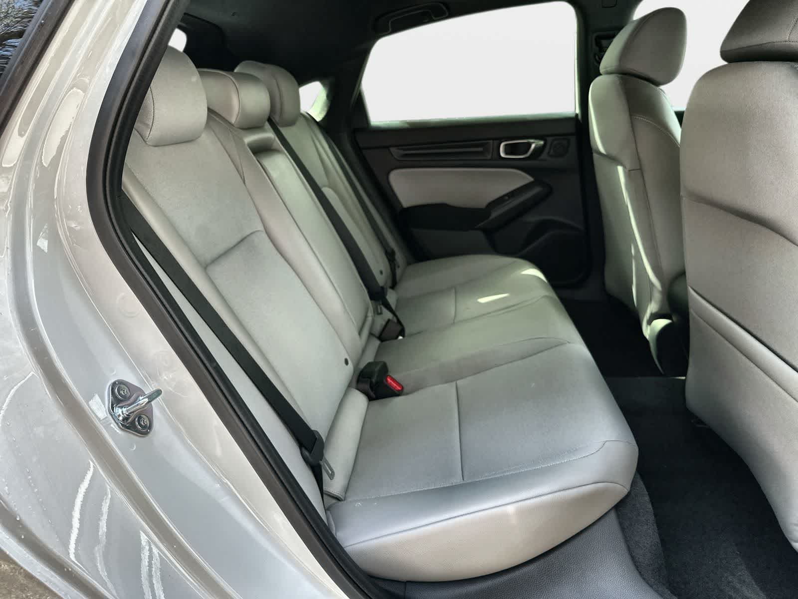 2025 Honda Civic Hatchback Sport - Photo 13